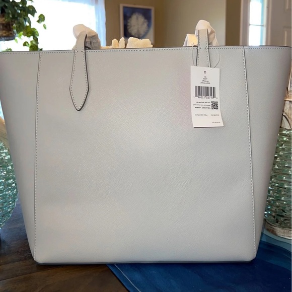 NWT ♠️ Kate Spade ♠️ Platinum gray tote with matching slim bifold wallet - Picture 2 of 6